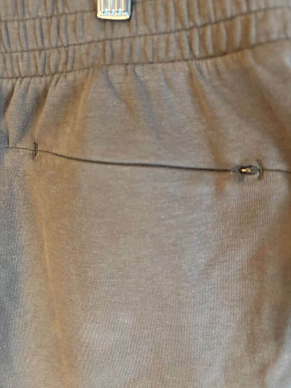 Gap Fit Men's Tan Cargo Jogger SZ: M - Picture 9 of 11